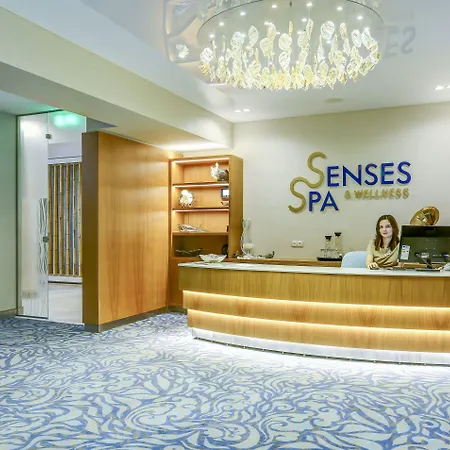 Maritim Paradise Blue Hotel