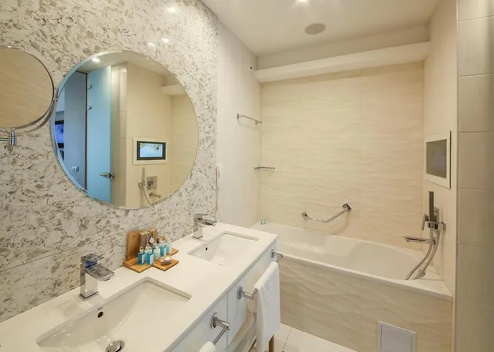 Maritim Paradise Blue 5* Albena